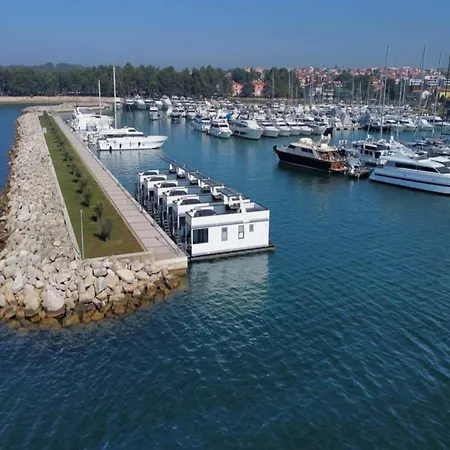 Houseboat With Sea View And Whirlpool Botel Novigrad Istria